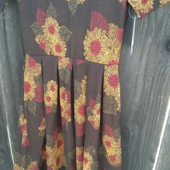 New NWT Brown & Yellow Floral Print Dress Size XS Feminine Retro Cottagecore - Picture 4 of 10